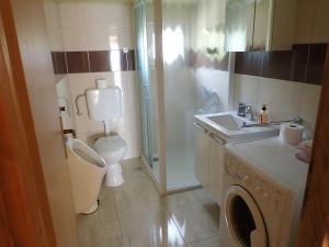 Apartments Maestral- on the beach