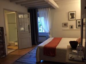 B&B / Chambres d'hotes Les Aiguieres en Provence : photos des chambres