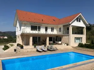 Villa Bergzicht - Băniţa