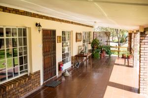 Woodlands Stop Over and Lodge