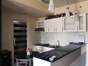 Centrio Tower Beside Ayala 1BR with Balcony Unit 1-6