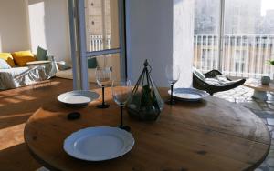 Appartements Superbe Vue sur le Vieux Port 70 m2 avec une Terrasse & Parking : photos des chambres