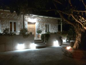 Cottage Hill Lefkada Greece