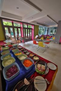 Sunshine Vista Hotel