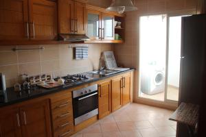 Airport to Comme à la maison 1