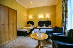 Classic Family Room room in Cairndale Hotel And Leisure Club