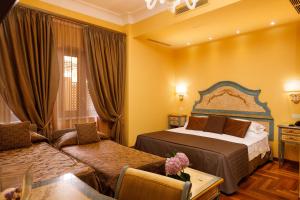 Quadruple Room room in Hotel Palazzo Guardati