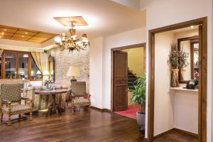 Country Club Hotel & Suites Euritania Greece