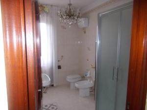 Double or Twin Room with Private External Bathroom