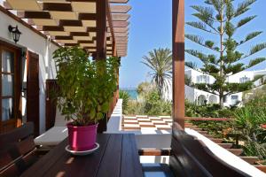 Batistas Apartments Paros Greece