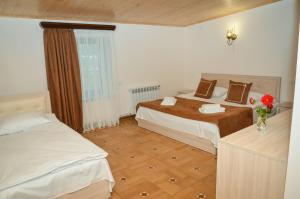Deluxe Double Room with Bath room in Rubin Hotel