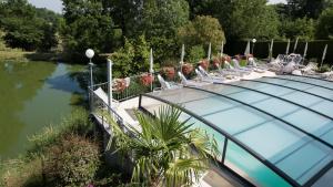 Hotels Auberge de L'Etang : Chambre Double - Vue sur Jardin