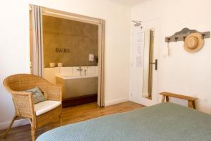 Hotels Casa Cosy Le Pouliguen : Chambre Double Deluxe avec Baignoire