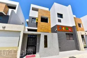 Three days and two nights B&B - Chung-liao