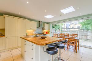 Spacious 5 Bedroom House - Central Oxford