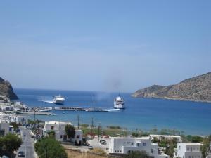 Efharis Sifnos Greece