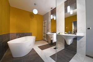 Panoramic Villa Garassino - country rooms and fine restaurant