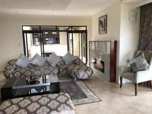 Coral Beach Bed & Breakfast