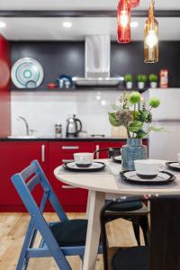 Two-room apartment on Lanzheronovskaya