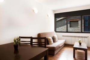One-Bedroom Apartment room in Vista Tarter Apartments