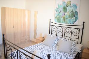 Villa Imogen with NEW HEATED SWIMMING POOL