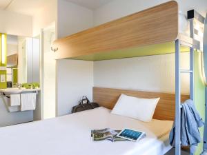 Hotels Ibis Budget Montbeliard : photos des chambres