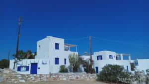 Nicos Studios & Apartments Paros Greece