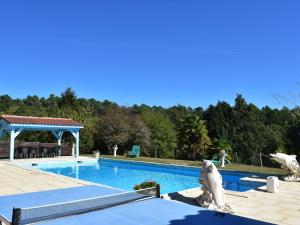 Maisons de vacances Lovely Holiday Home in Aquitaine with Private Swimming Pool : photos des chambres