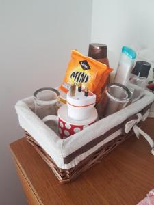 Modern lovely bedroom close to stations in East London, zone 2