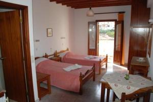 Romantza Patmos Greece