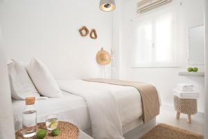 Perla Rooms Milos Greece