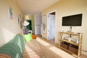 Centrico apartamento 423 by CASAS COCODRILO