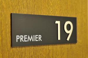MISS Premier 19 Milmari