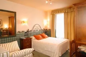 马路房地产酒店 - 比利亚维西奥萨