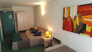 Hotels Hotel de Geneve , Faverges-Seythenex 74210, Haute Savoie : photos des chambres