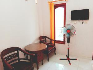 Tata Homestay Family