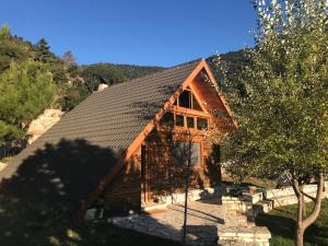 Talu Chalet in the Forest Kalavryta Kreeka