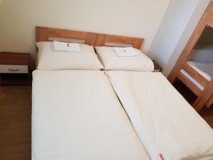 Hotels Country House Reem : Chambre 6 - Chambre Quadruple Économique