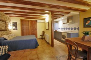 Studio Apartment room in Apartamentos Santa Agueda