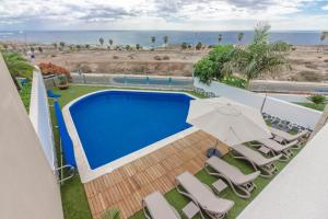 Villa Isabella, Luxury Villa with Heated Pool Ocean View in Adeje, Tenerife