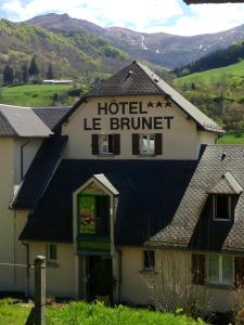 Hotels Le Brunet : photos des chambres