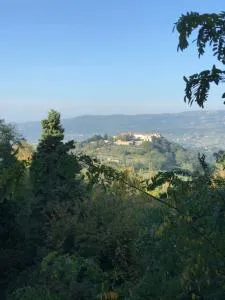 House in Central Todi with Sensational Views of Surrounding Countryside - Canonica