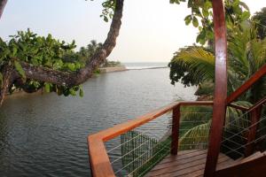 Boca Olas Resort Villas