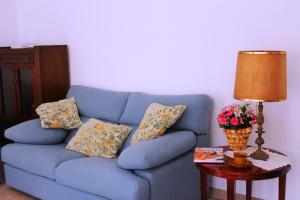 apartment a stones throw from Santa Barbara