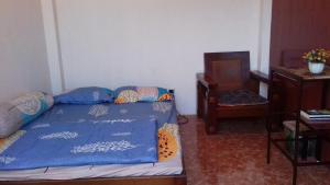 Phòng Giường Đôi Hạng Bình Dân (Budget Double Room)
