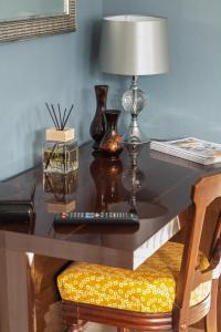 Most central luxury apartment - sleeps 4 & FREE parking!