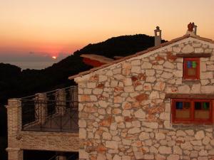 Revera Traditional Stone Villas, Apartments & Studios Zakynthos Greece