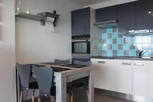 Nicolas Lambert - Appartement vue mer, prêt de velos,WIFI