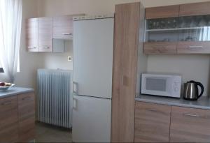 Comfortable 4th fl flat ideal for up to 8 people Ilia Greece