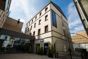 Moon Hostel Poznań - 弗热希尼亚